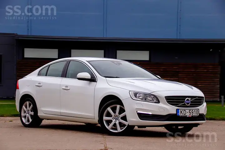 Volvo S60 2015 photo 3