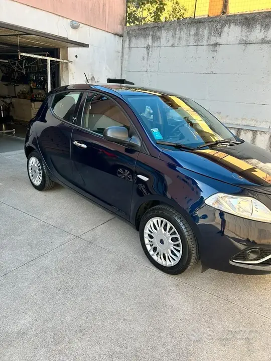 Lancia Ypsilon 2016 photo 4
