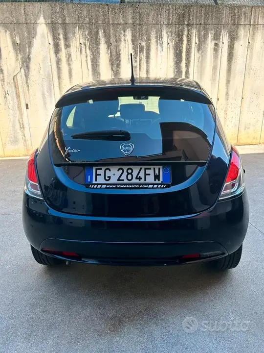 Lancia Ypsilon 2016 photo 2