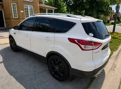 Ford Escape 2014 photo 2