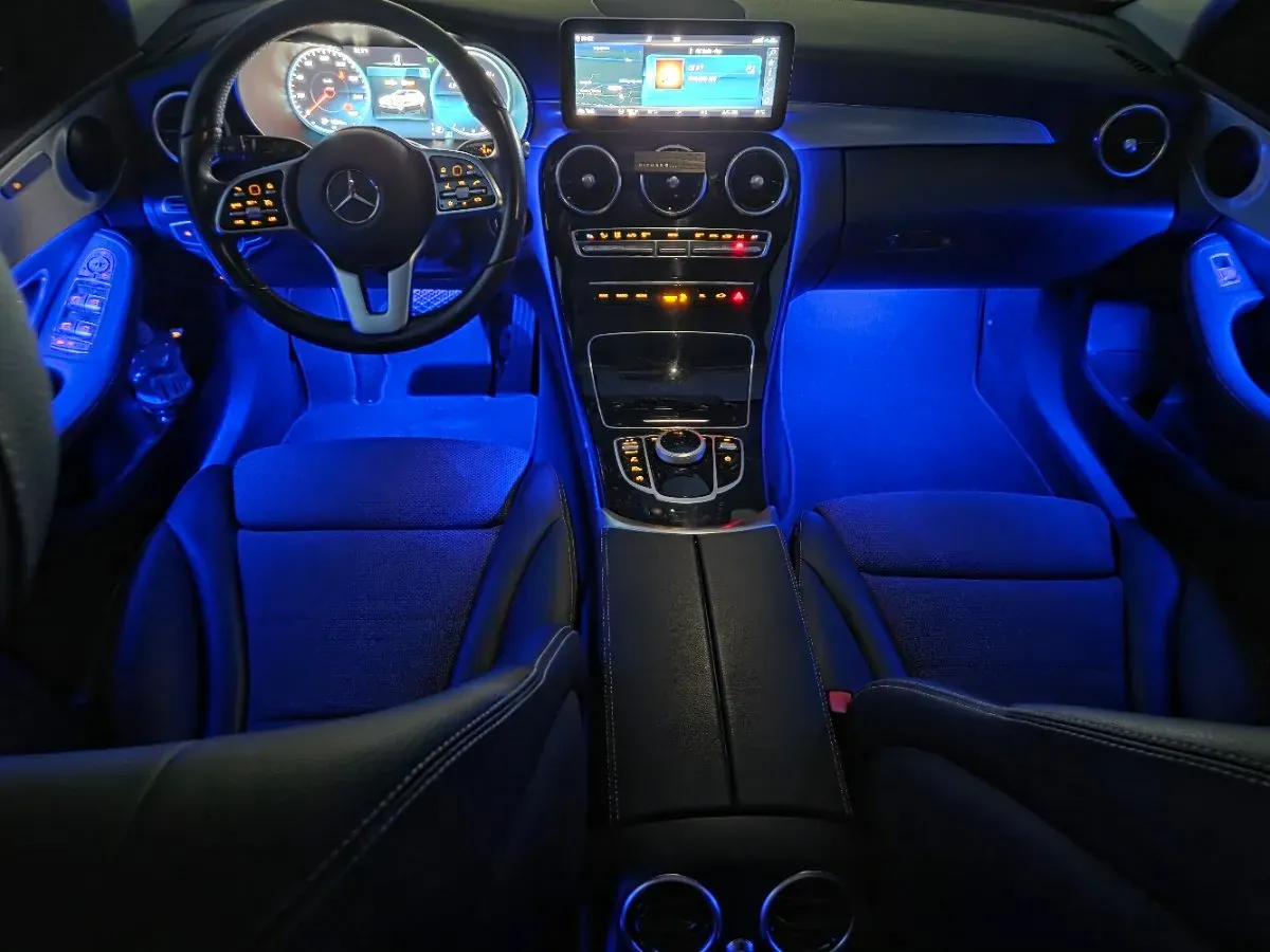 Mercedes-Benz C-Class 2020 photo 2