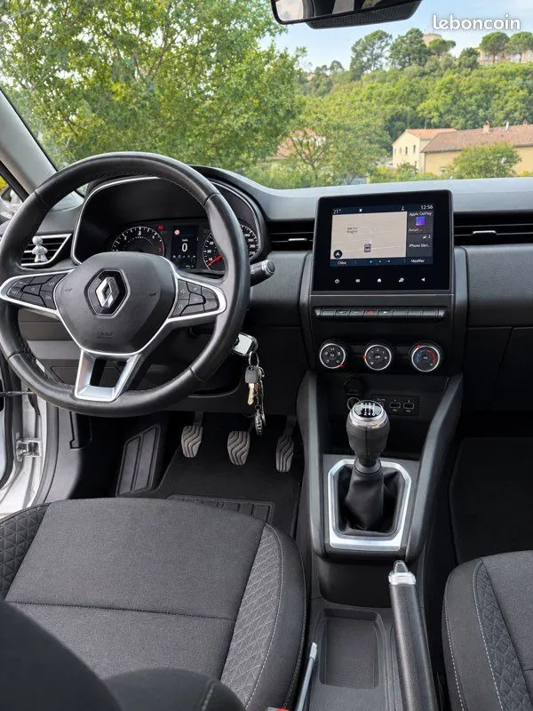 Renault Clio 2020 photo 3