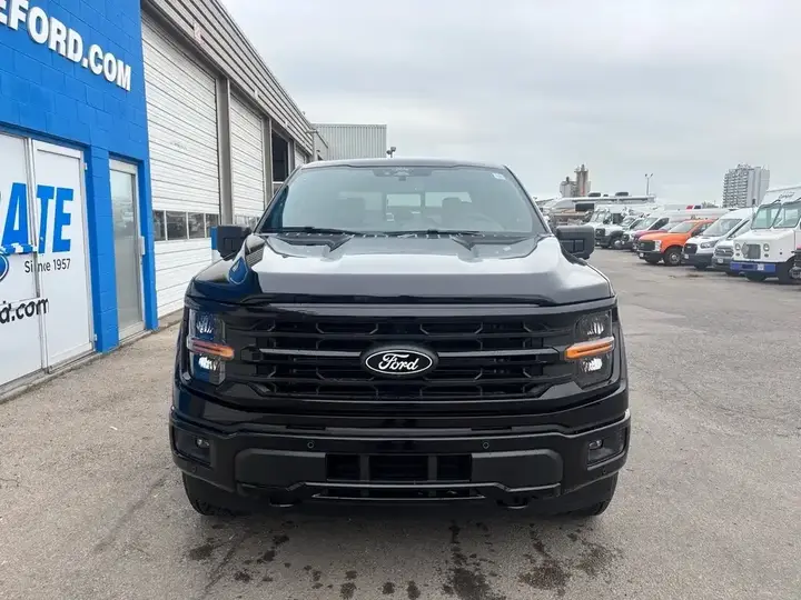 Ford F-150 2026 photo 3