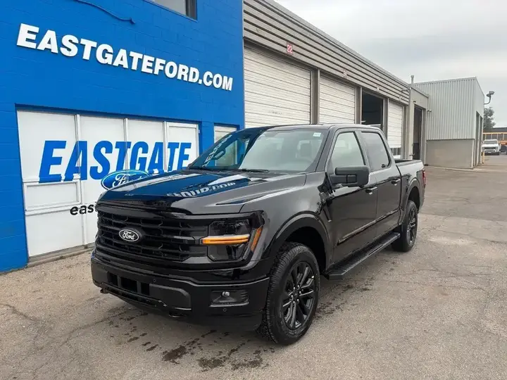Ford F-150 2026 photo 2