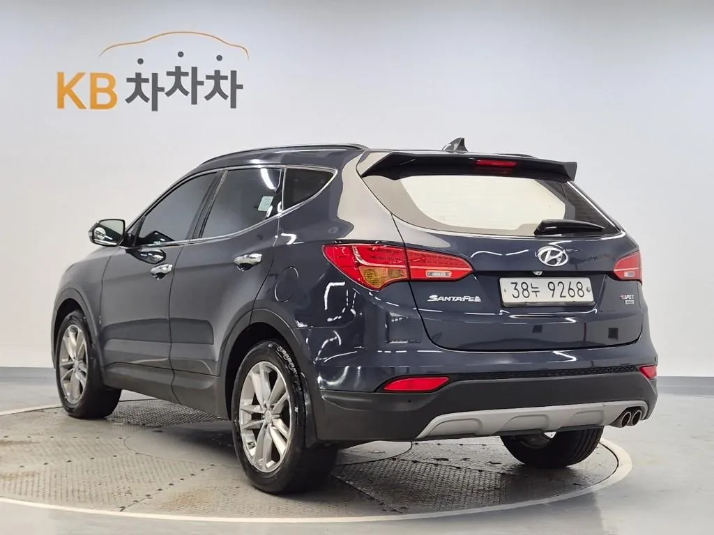 Hyundai Santa Fe 2015 photo 2