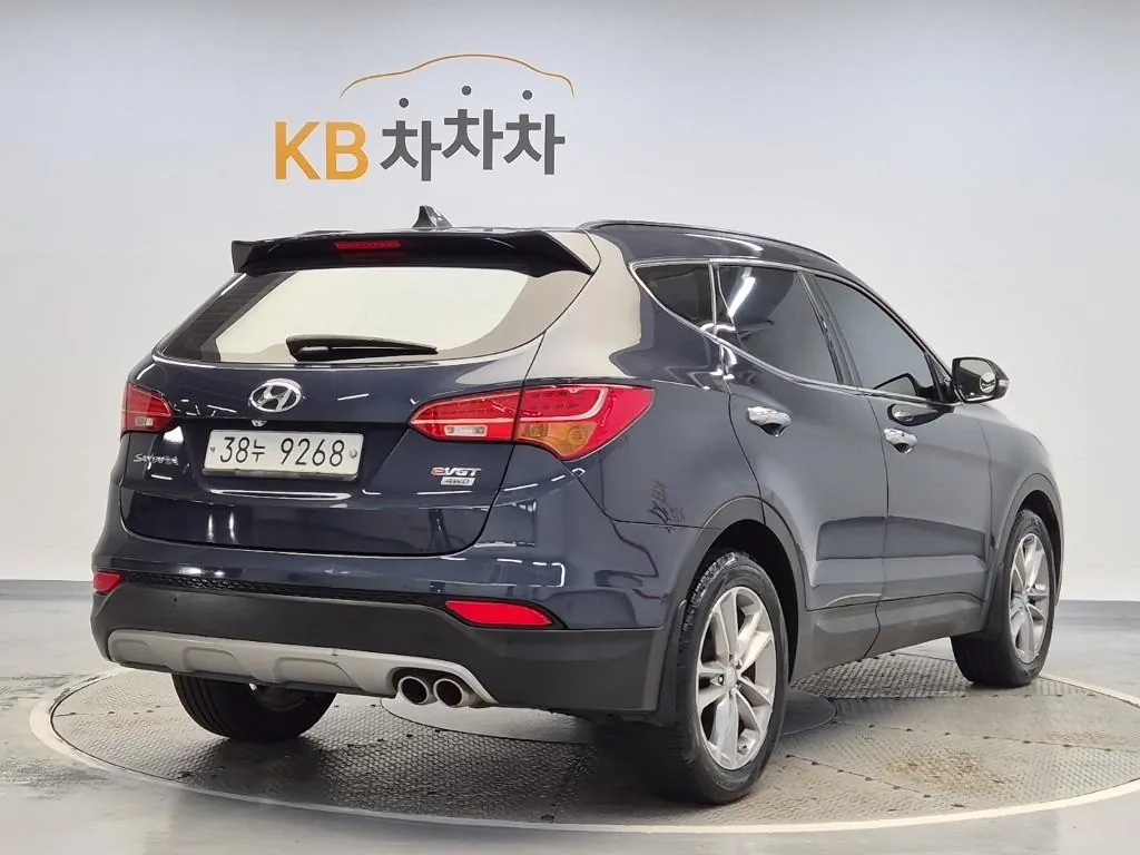 Hyundai Santa Fe 2015 photo 3