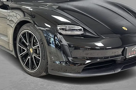 Porsche Taycan 2023 photo 5
