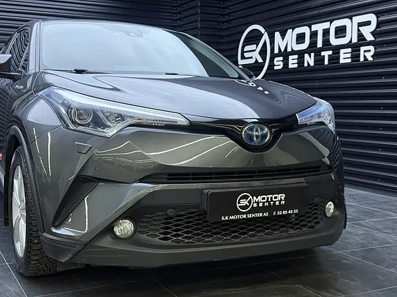 Toyota C-Hr 2017 photo 4