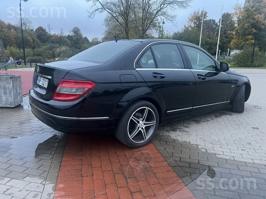 Mercedes-Benz C180 2008 photo 2