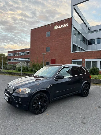 BMW X5 2009 photo 2