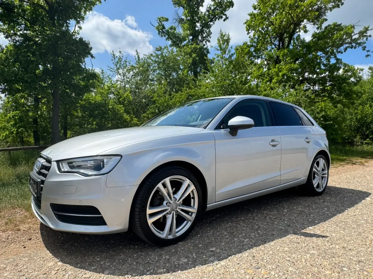 Audi A3 2013 photo 2