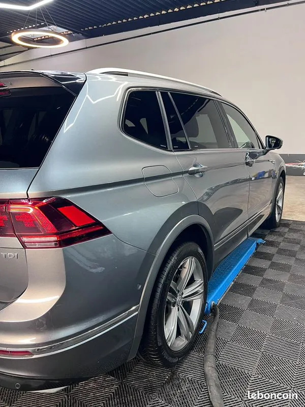 Volkswagen Tiguan Allspace 2019 photo 2