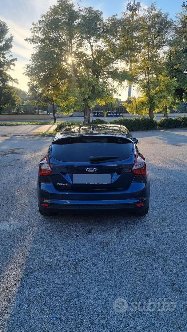 Ford Focus 2011 photo 5