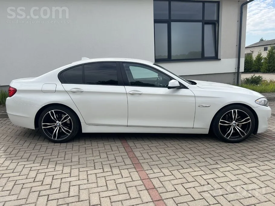 BMW 525 2011 photo 5
