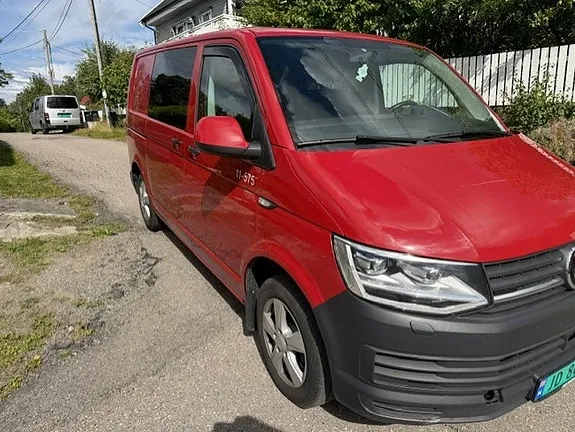 Volkswagen Transporter 2017 photo 2