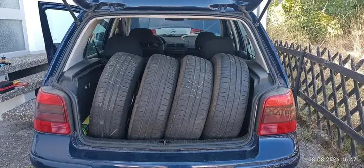 Volkswagen Golf 4