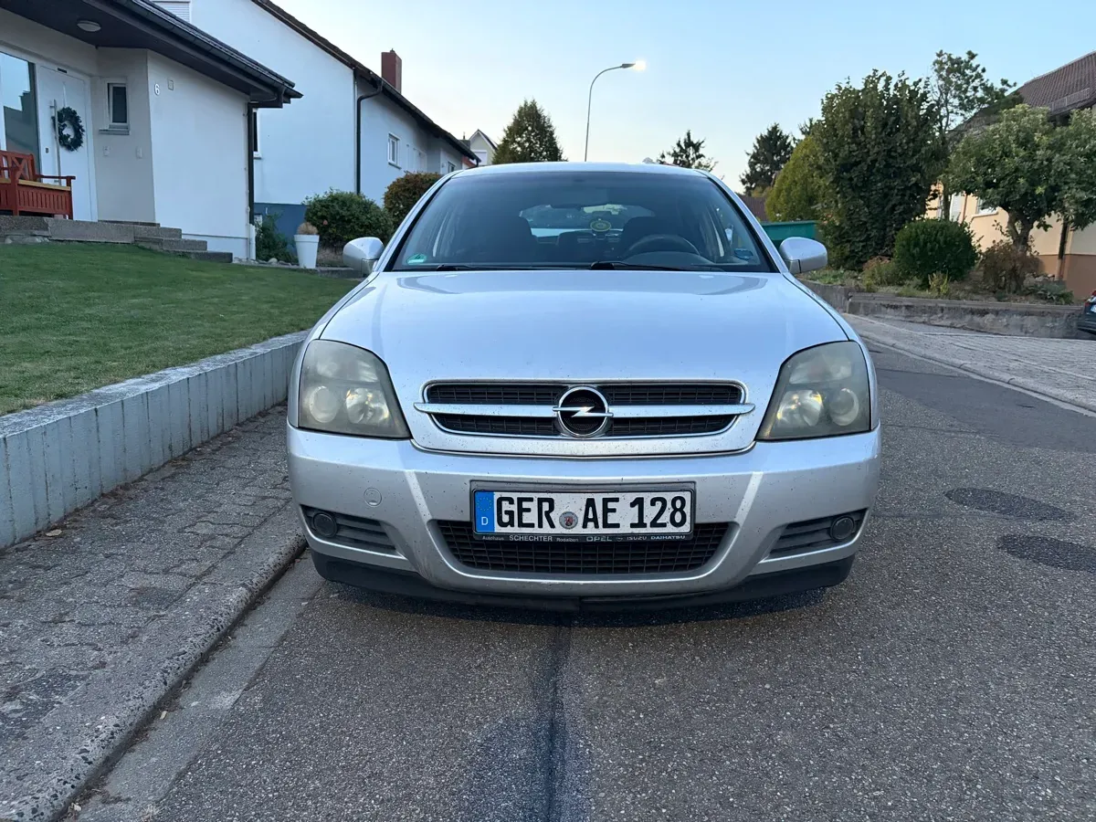 Opel Vectra 2004 photo 2