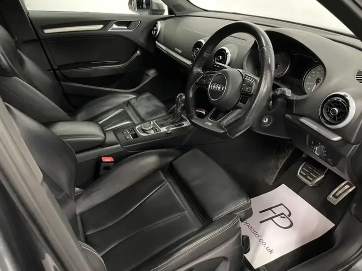 Audi S3 2017 photo 2
