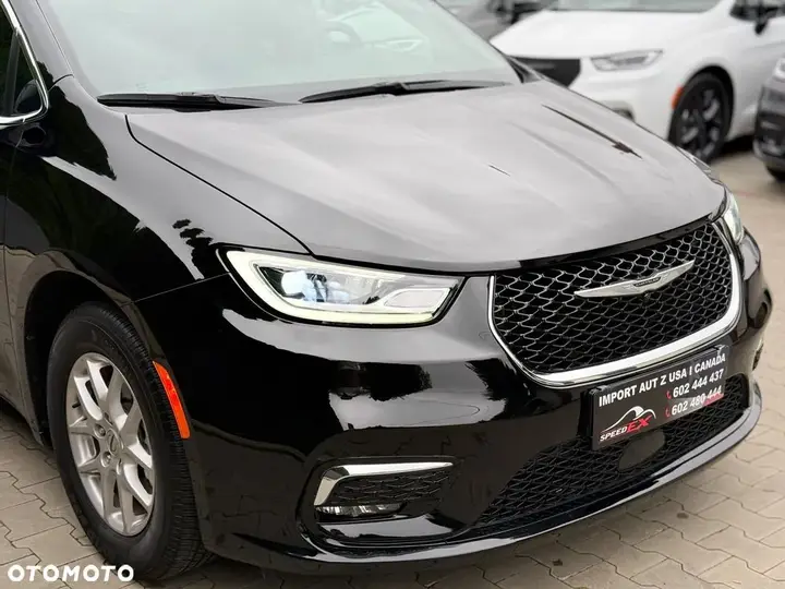 Chrysler Pacifica 2025 photo 5