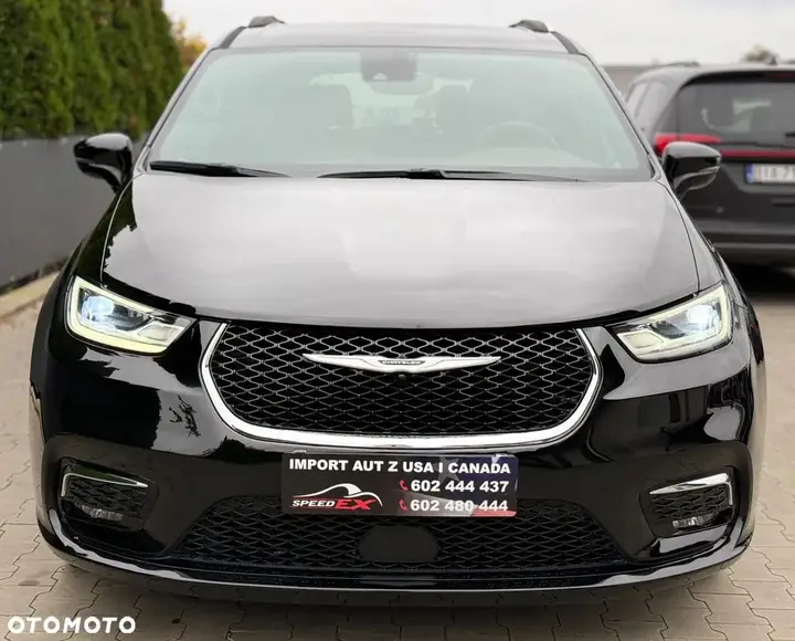Chrysler Pacifica 2025 photo 4
