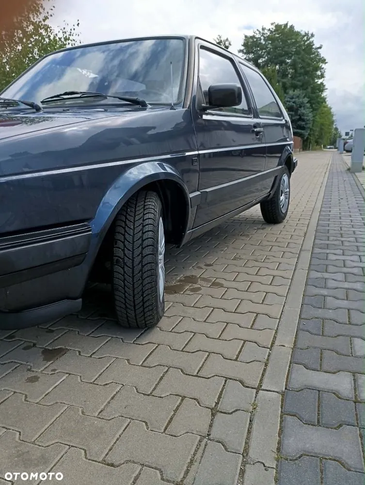 Volkswagen Golf 1988 photo 2