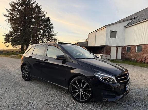 Mercedes-Benz B180