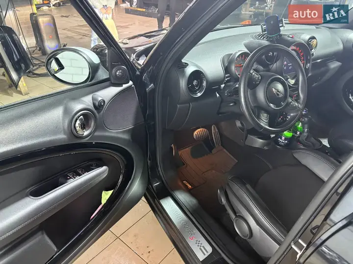 Mini Countryman 2016 photo 5