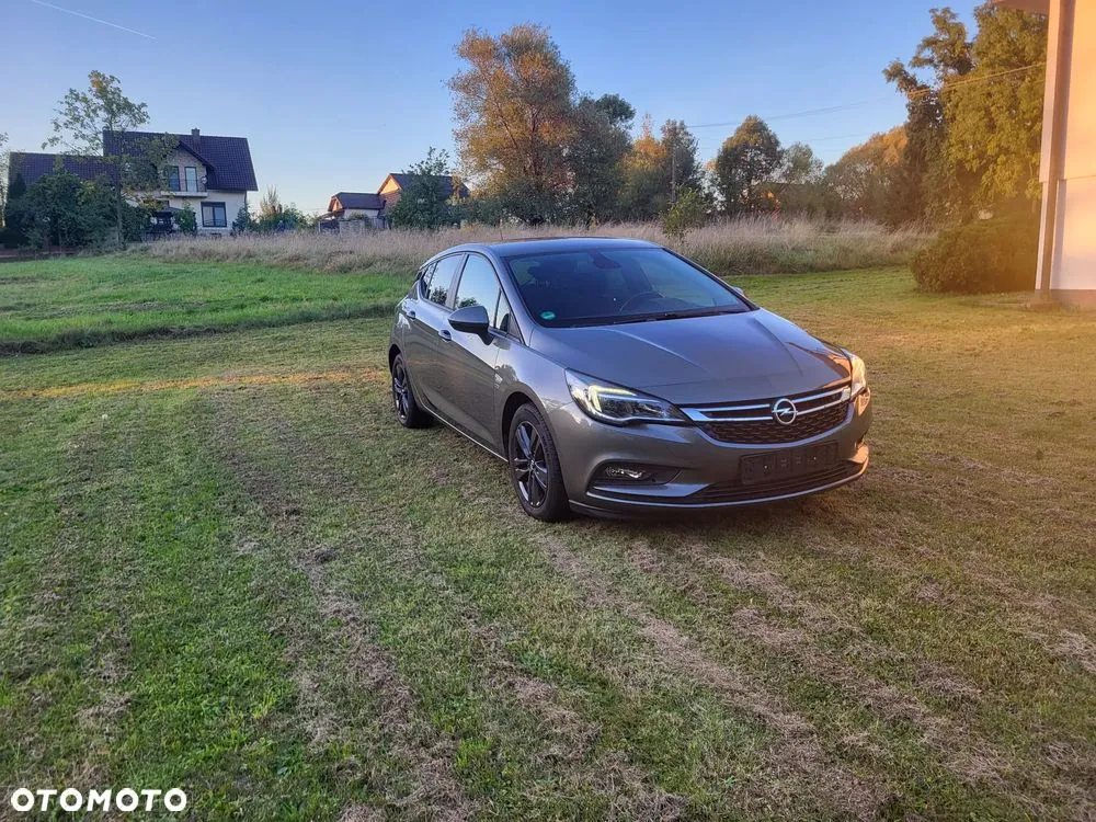 Opel Astra 2019 photo 3