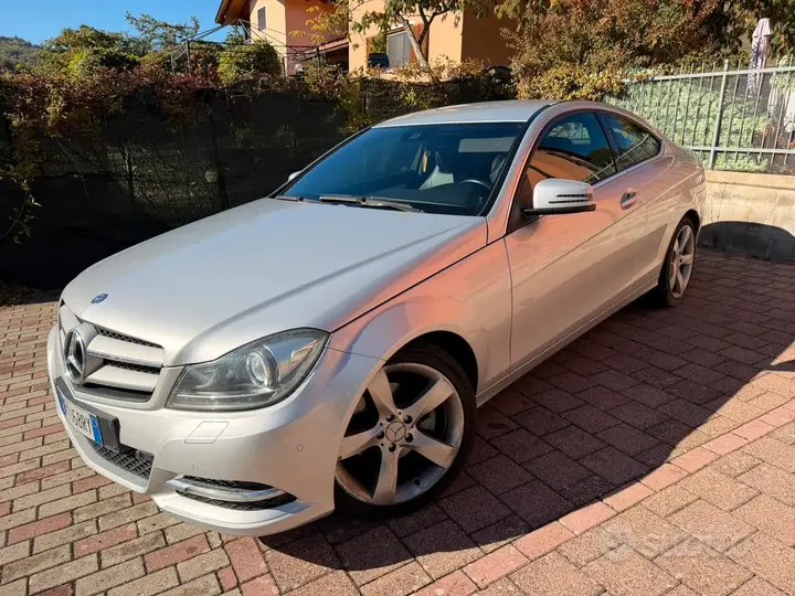 Mercedes-Benz C Coupe