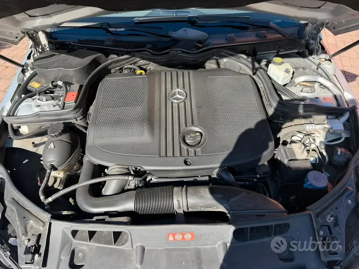 Mercedes-Benz C Coupe 2012 photo 4
