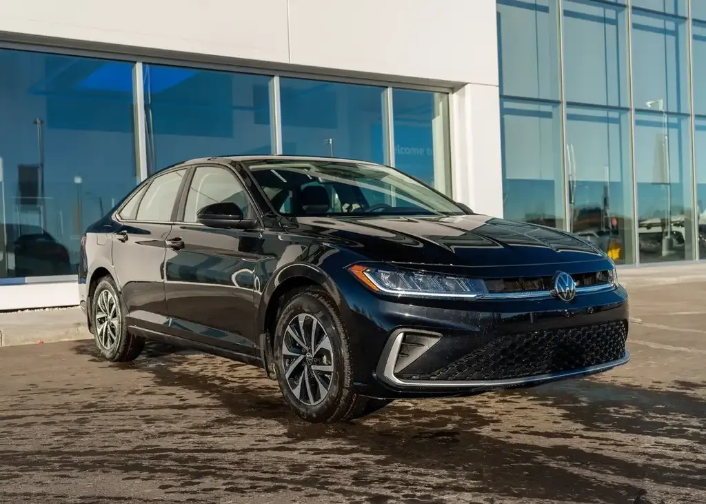 Volkswagen Jetta 2026 photo 3