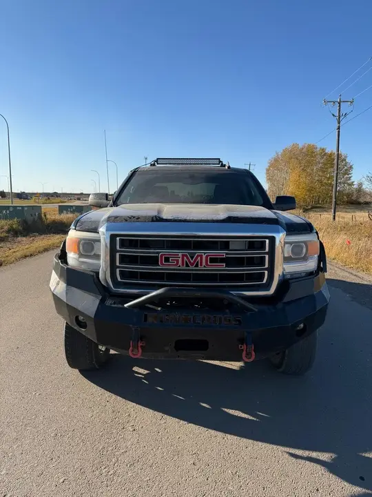 GMC Sierra 2015 photo 2
