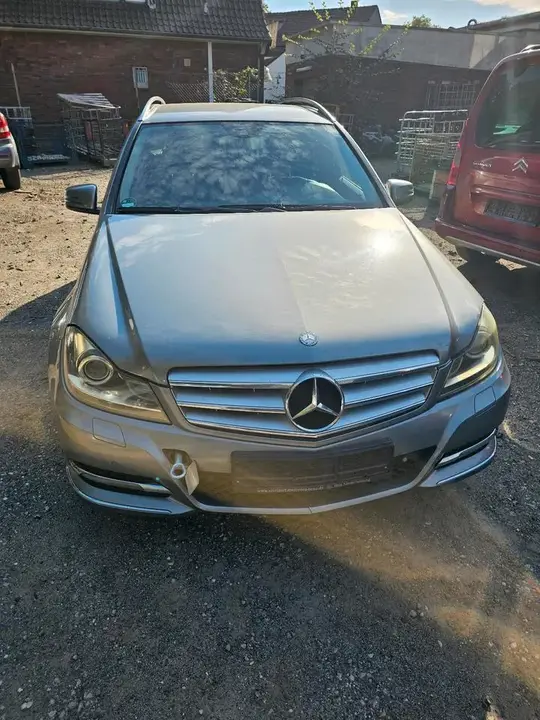 Mercedes-Benz C220 W204