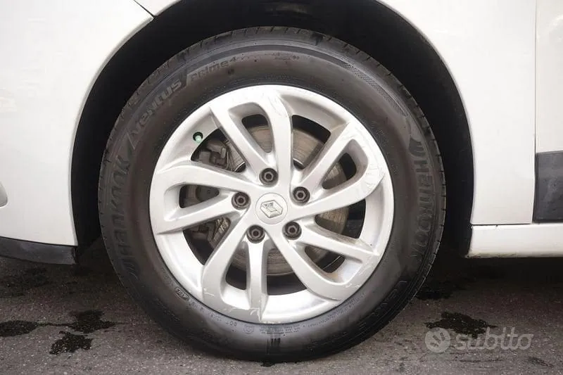 Renault Scenic 2013 photo 5