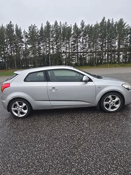 Kia Proceed 2008 photo 2