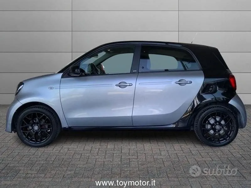 Smart Forfour 2019 photo 4