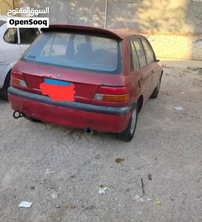 Toyota Starlet 1990 photo 2