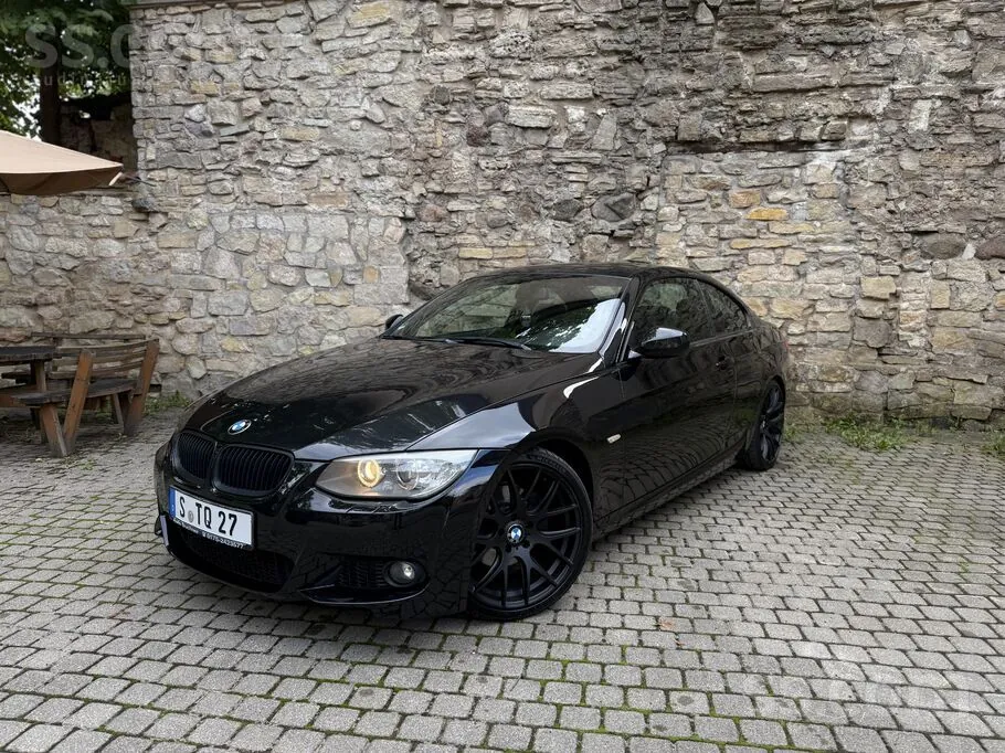 BMW 320