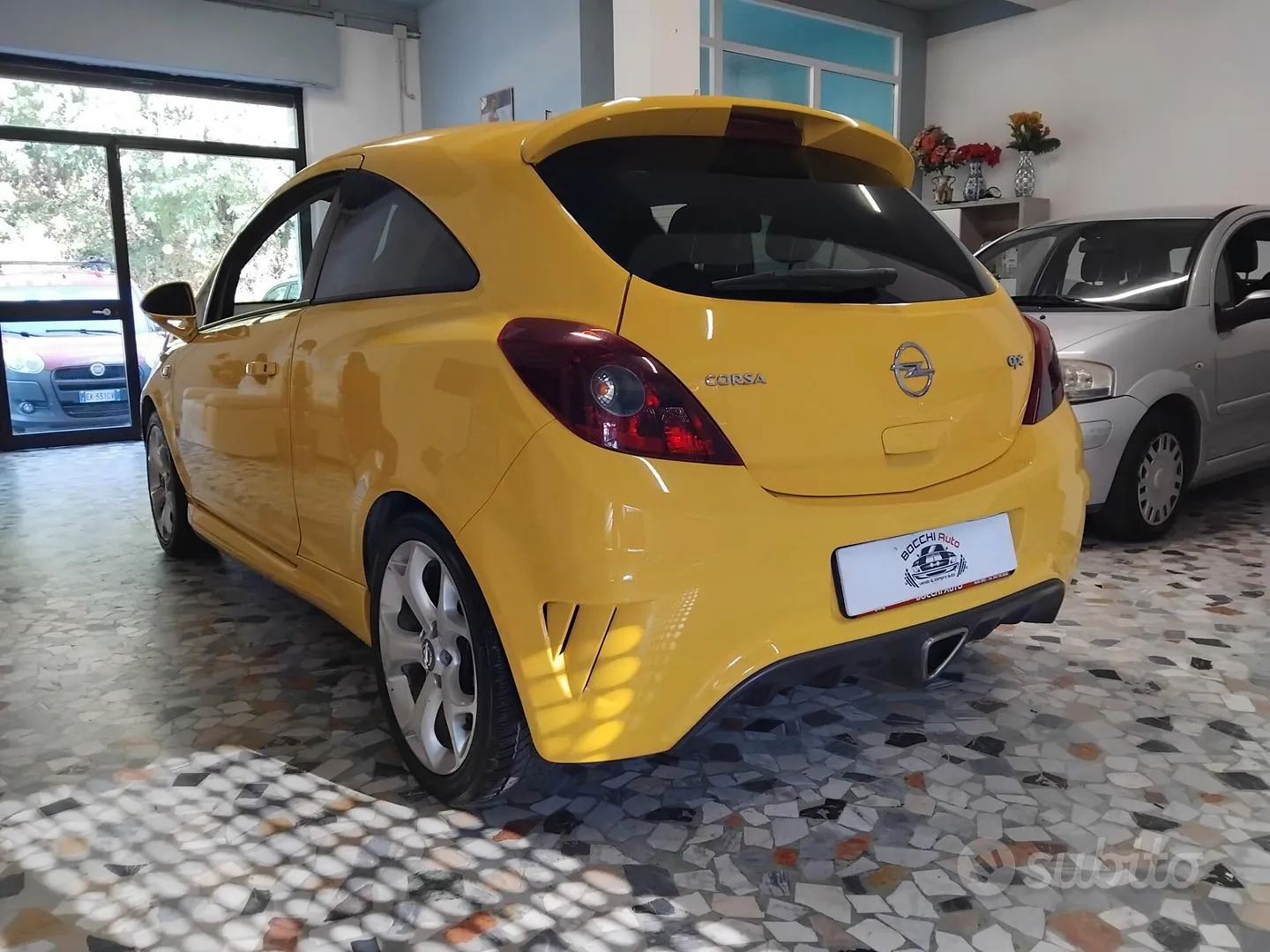 Opel Corsa 2012 photo 2