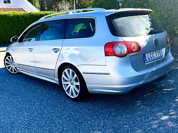 Volkswagen Passat 2010 photo 2