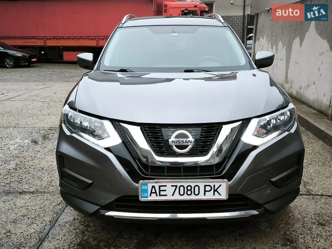 Nissan Rogue 2018 photo 2