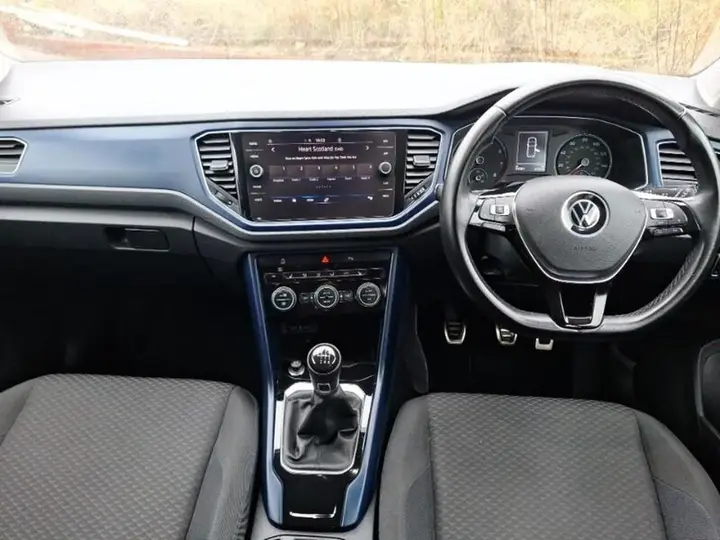 Volkswagen T-Roc 2020 photo 3