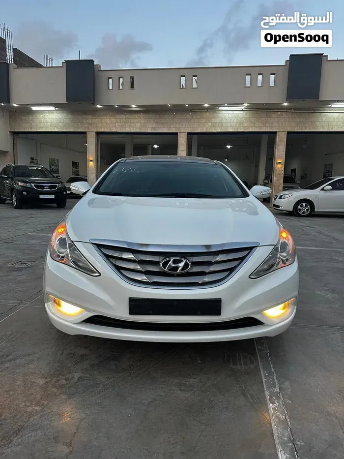 Hyundai Sonata 2011 photo 4