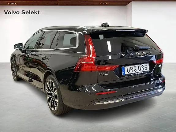 Volvo V60 2024 photo 2
