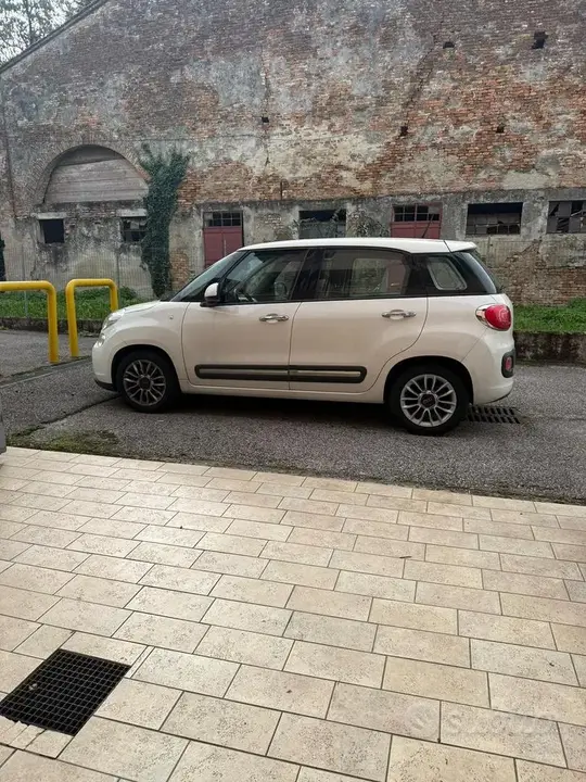 Fiat 500L 2015 photo 3