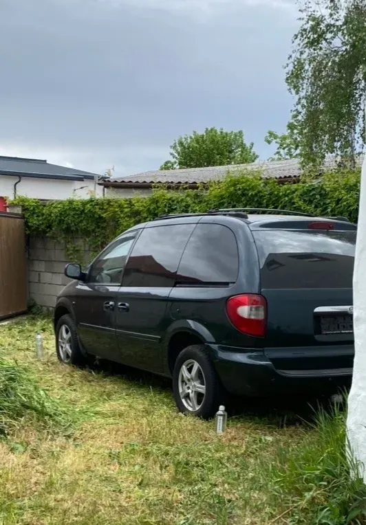 Chrysler Voyager 2006 photo 3
