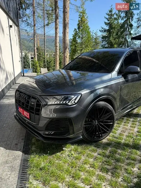 Audi Sq7