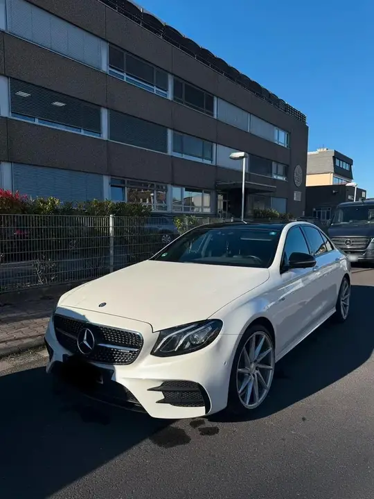 Mercedes-Benz E43 Amg
