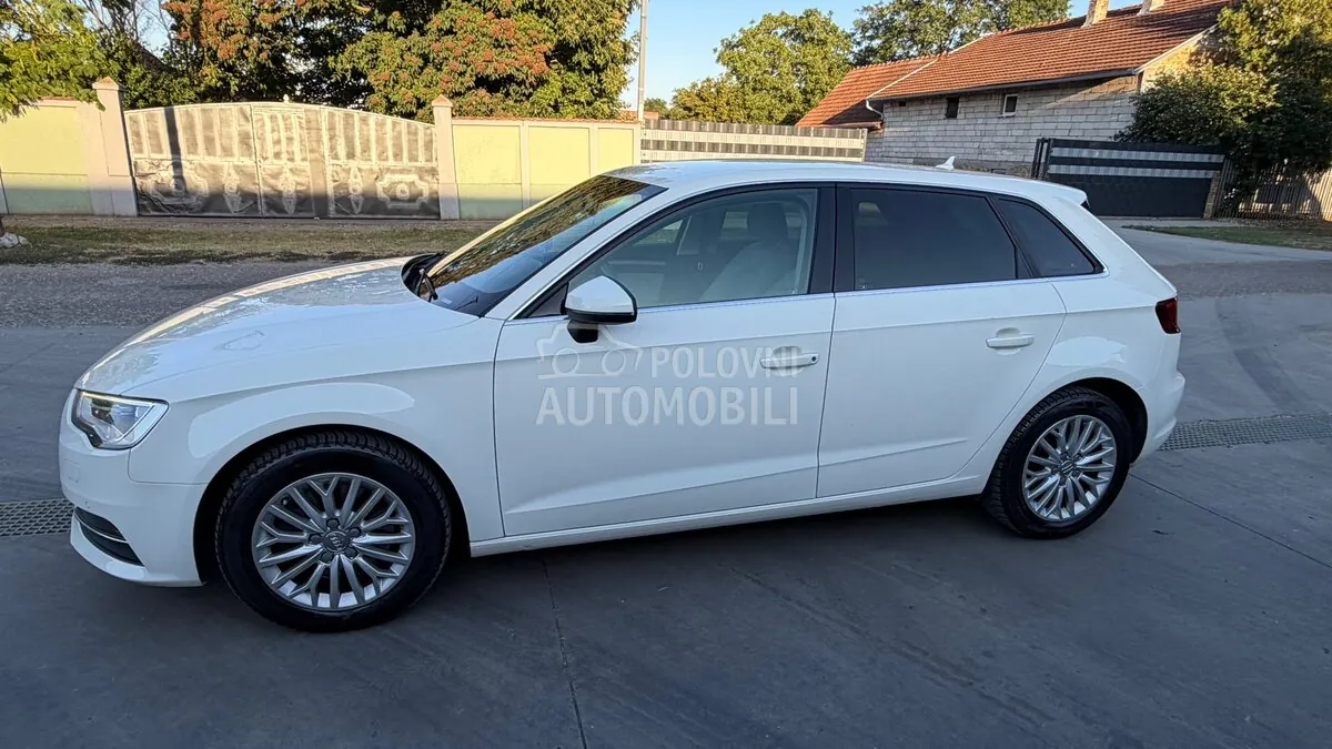 Audi A3 2015 photo 3