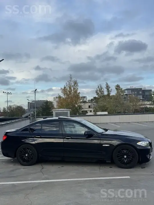 BMW 530D 2011 photo 5